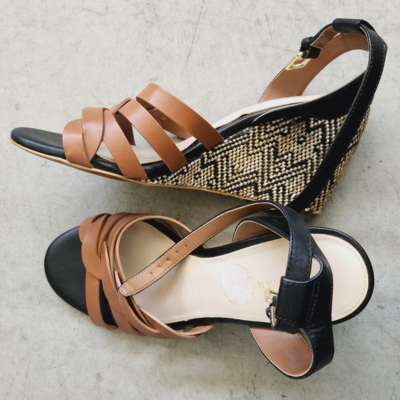 Sandles - Picture 7 of 8